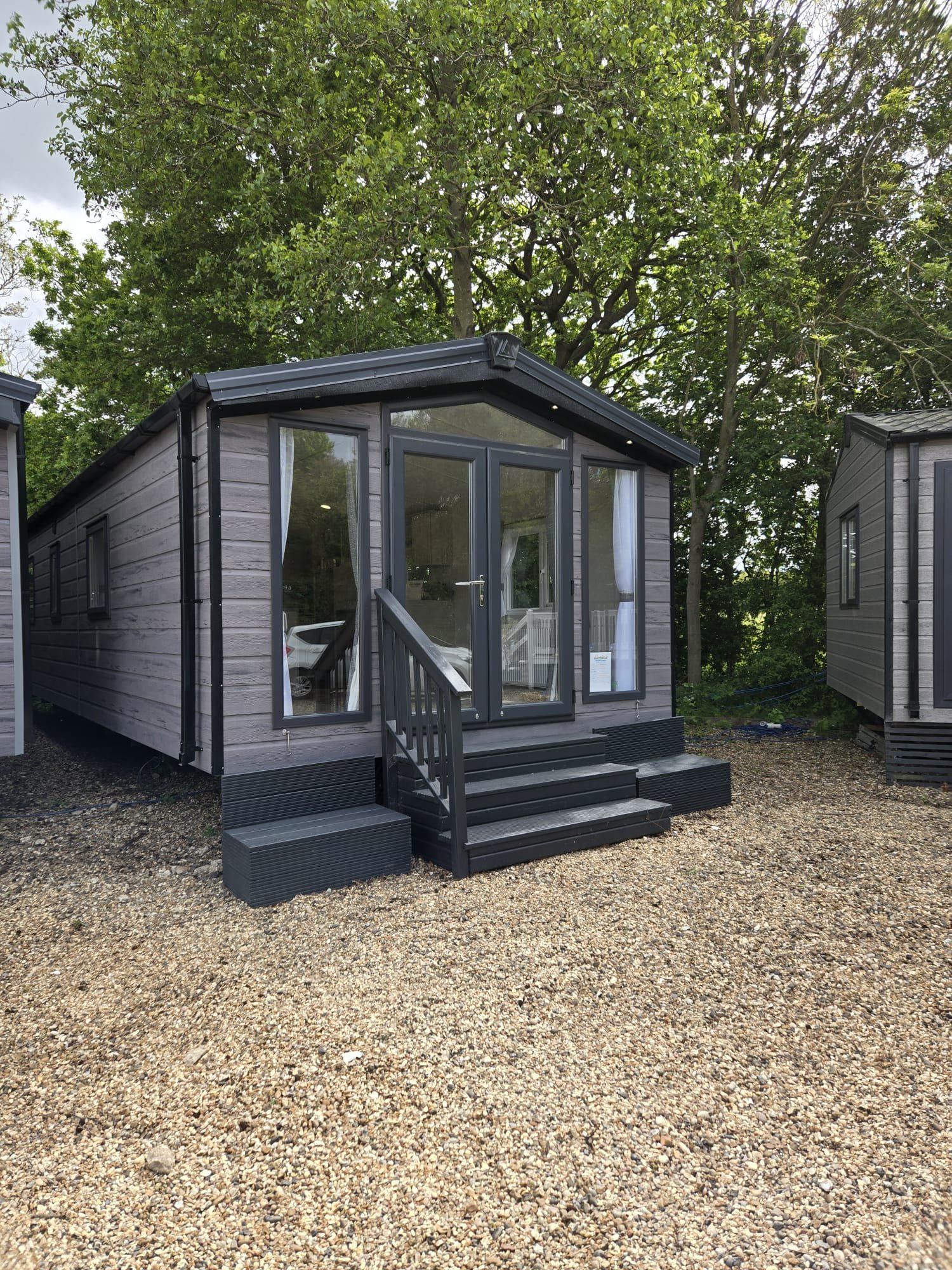 AVAILABLE | 2026 | Sunrise ‘Micro’ Lodge | 31×12 | 1 King Bed - Image 3
