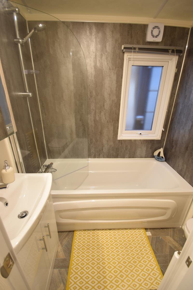 PRE-ORDER | 2027 Sunrise Lodge Superior | 41×14 with 3 beds - Image 18