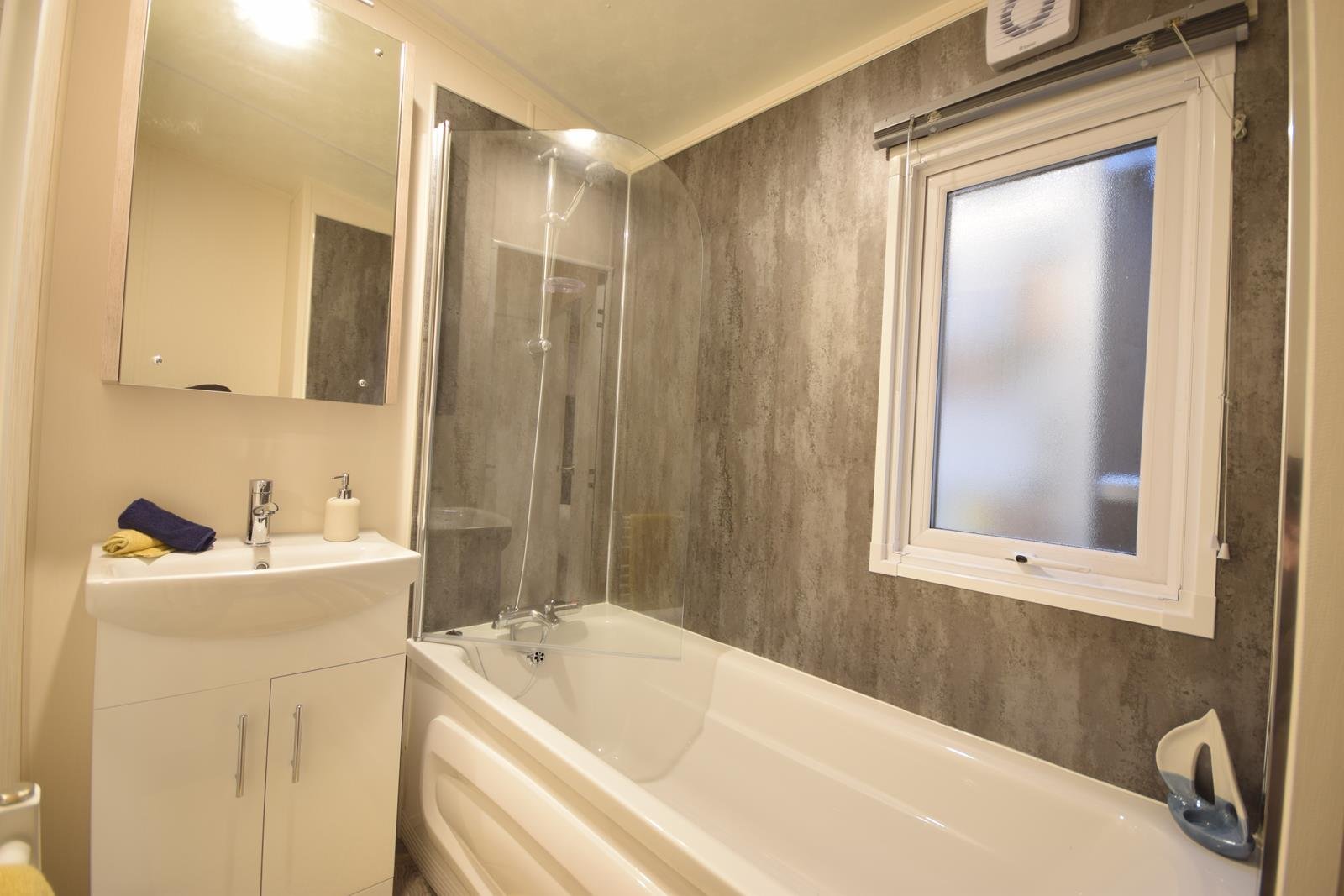 PRE-ORDER | 2027 Sunrise Lodge Superior | 41×14 with 3 beds - Image 19