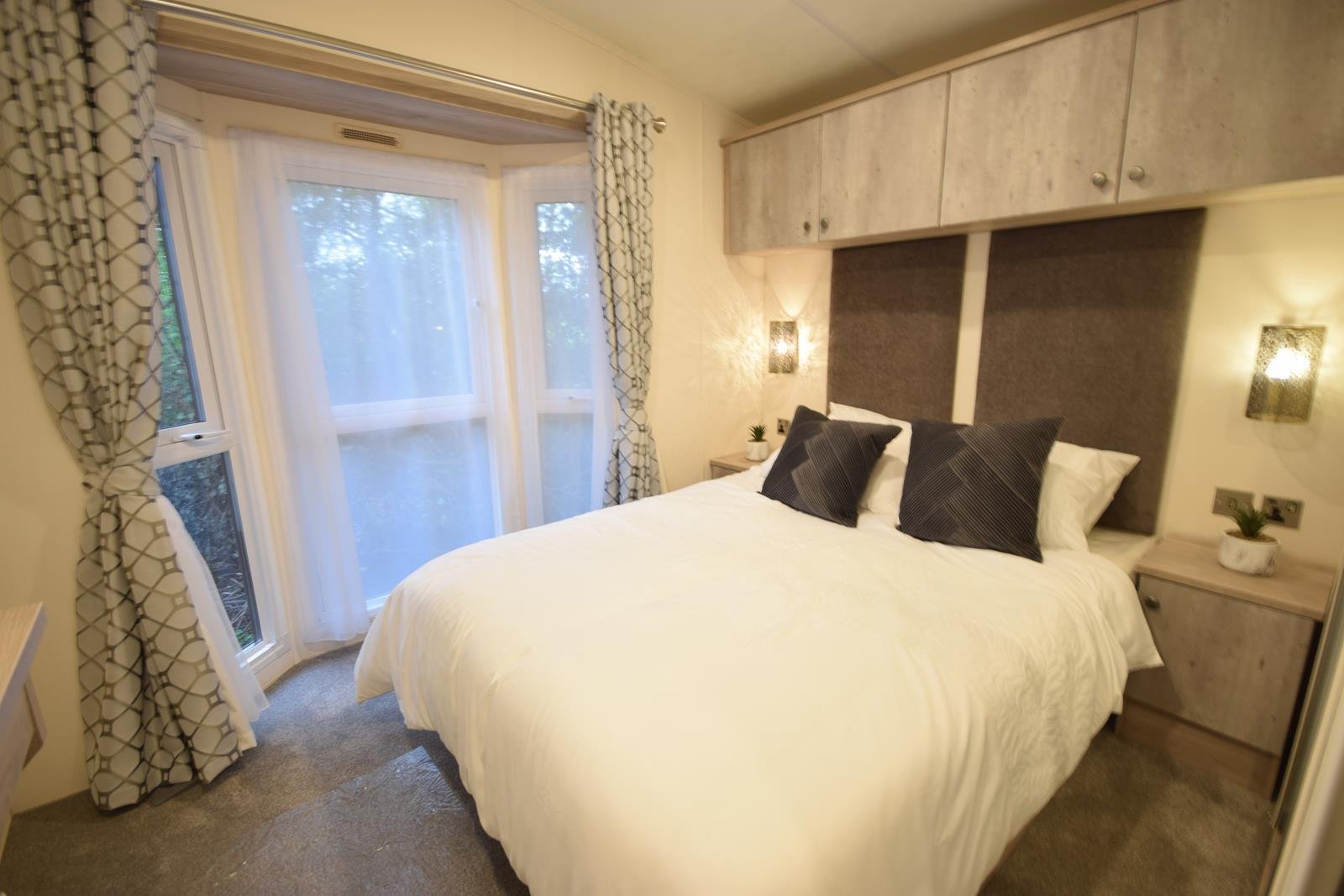 PRE-ORDER | 2027 Sunrise Lodge Superior | 41×14 with 3 beds - Image 22