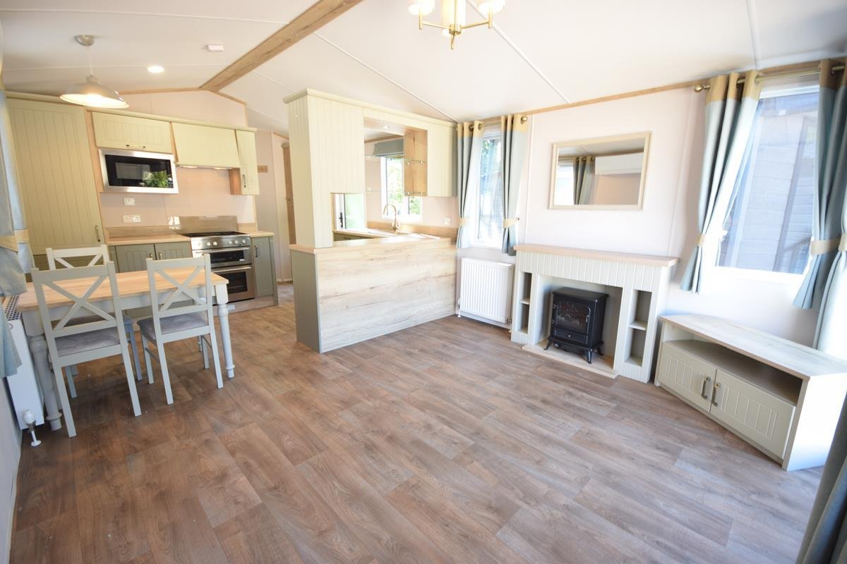 SOLD | USED 2020 Atlas Debonair Lodge | 38×12 with 2 beds - Image 5