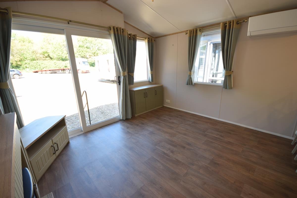 SOLD | USED 2020 Atlas Debonair Lodge | 38×12 with 2 beds - Image 7