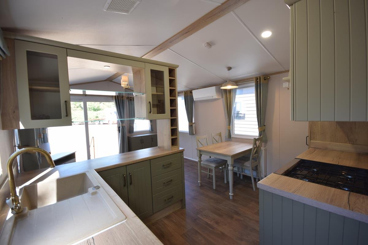 SOLD | USED 2020 Atlas Debonair Lodge | 38×12 with 2 beds - Image 15