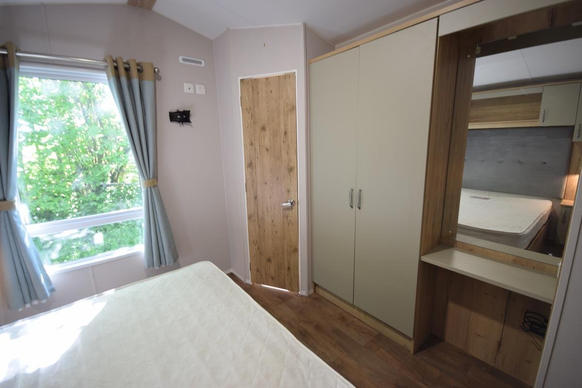 SOLD | USED 2020 Atlas Debonair Lodge | 38×12 with 2 beds - Image 21