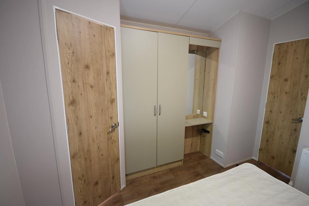 SOLD | USED 2020 Atlas Debonair Lodge | 38×12 with 2 beds - Image 22