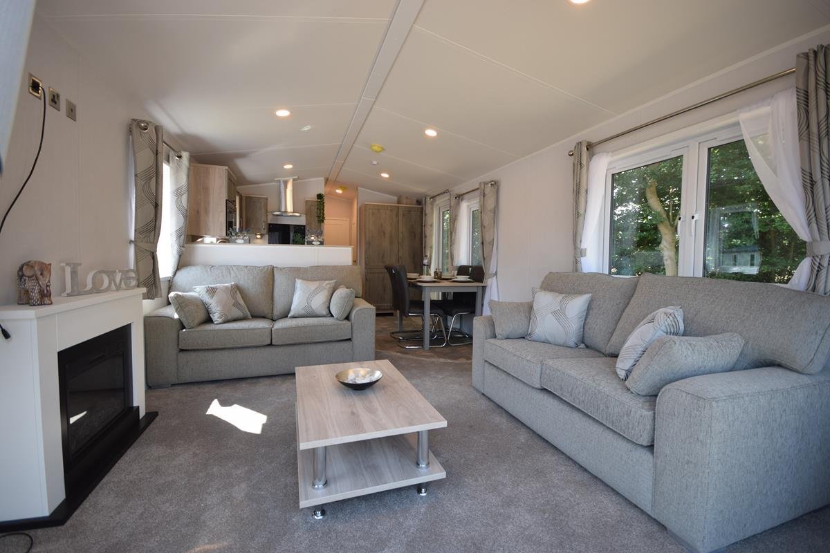AVAILABLE | 2026 Sunrise Beverley Lodge | 38×12 | BS3632 Residential Mobile Home - Image 2