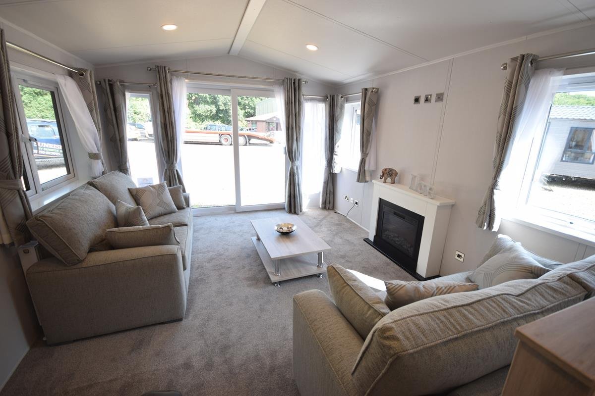 AVAILABLE | 2026 Sunrise Beverley Lodge | 38×12 | BS3632 Residential Mobile Home - Image 4
