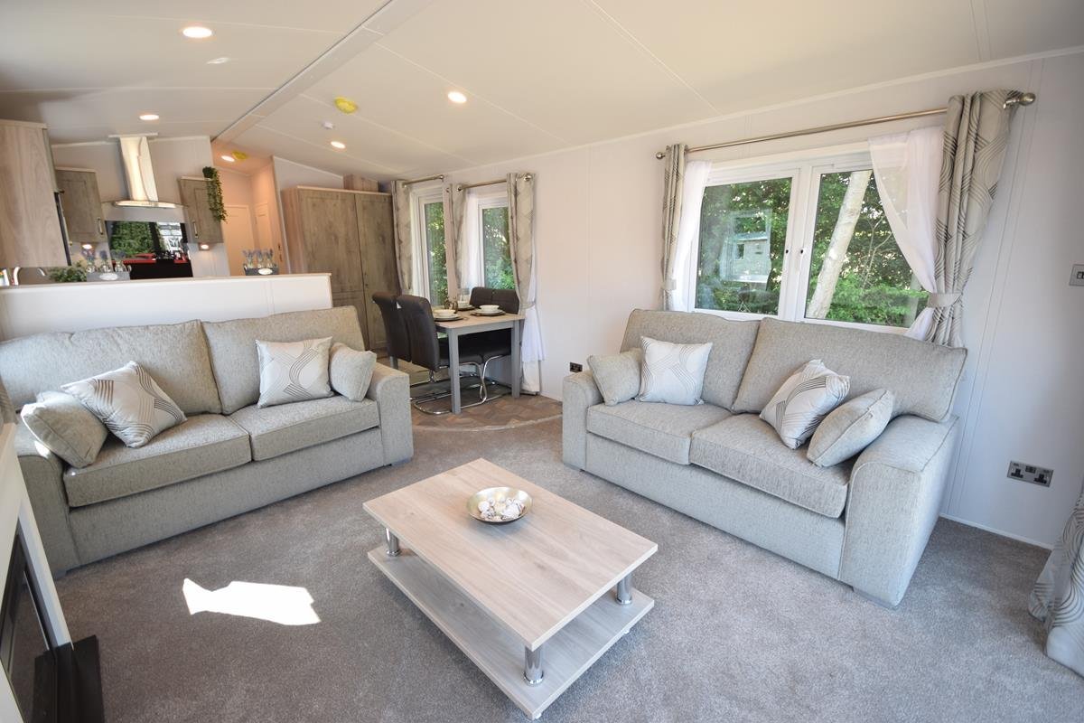 AVAILABLE | 2026 Sunrise Beverley Lodge | 38×12 | BS3632 Residential Mobile Home - Image 8