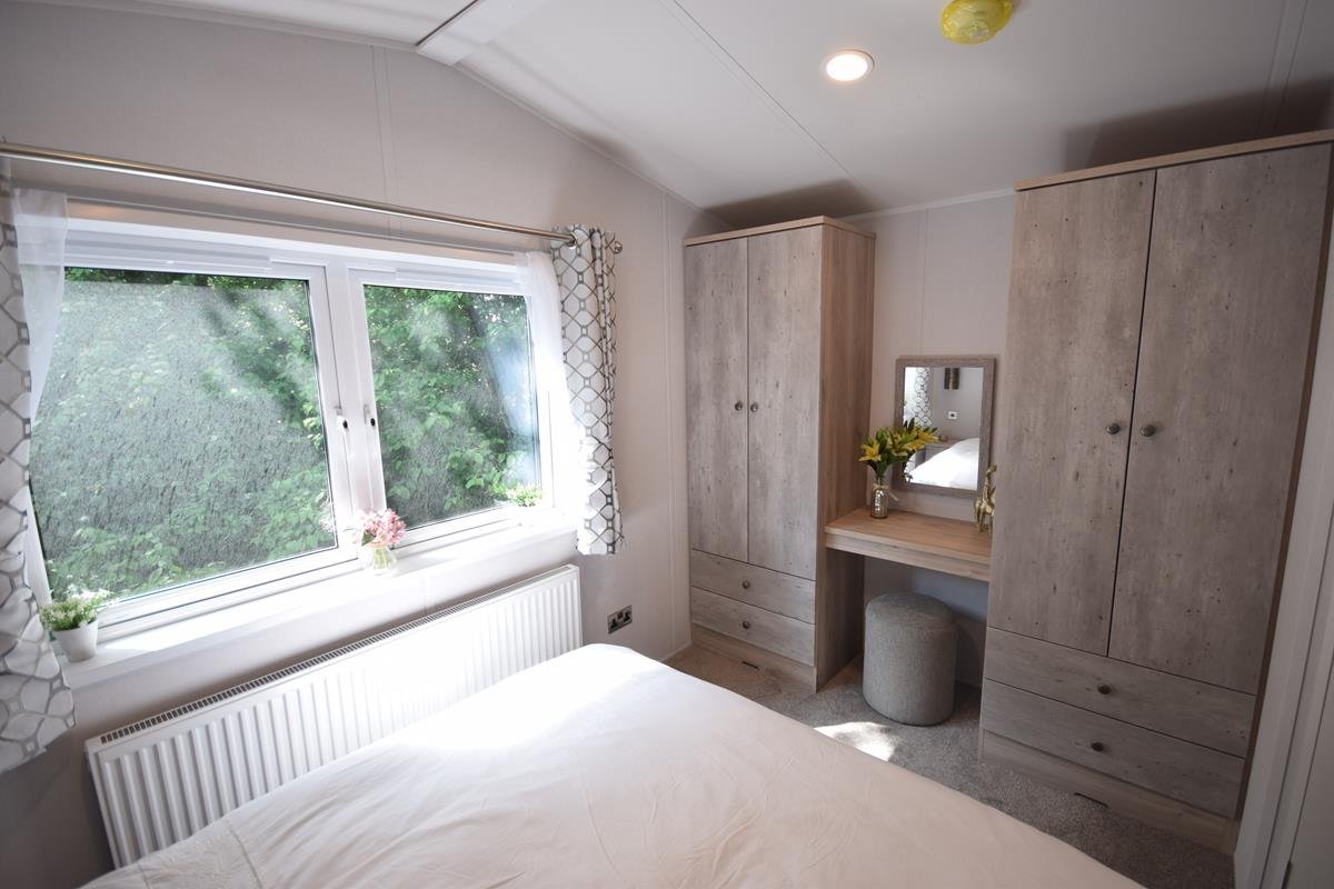 AVAILABLE | 2026 Sunrise Beverley Lodge | 38×12 | BS3632 Residential Mobile Home - Image 20