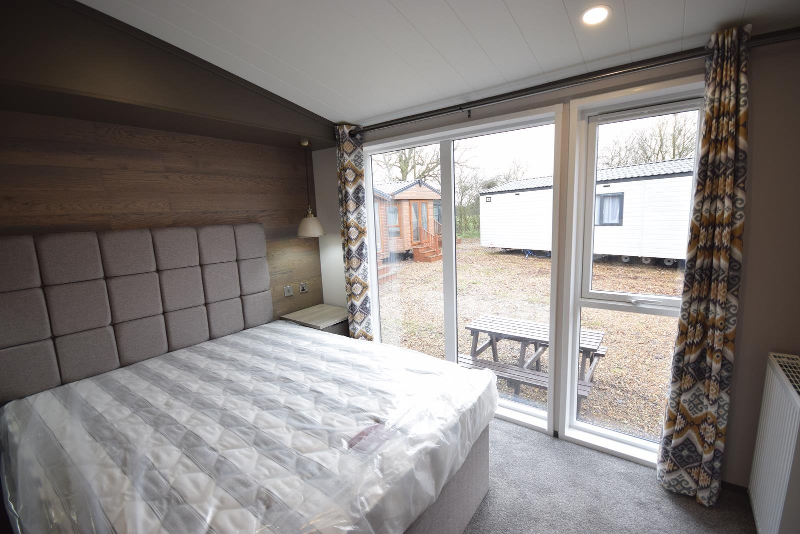 PRE-ORDER | 2027 Victory Lakewood Lodge BS3632 | 43×14 Residential Log Cabin - Image 23