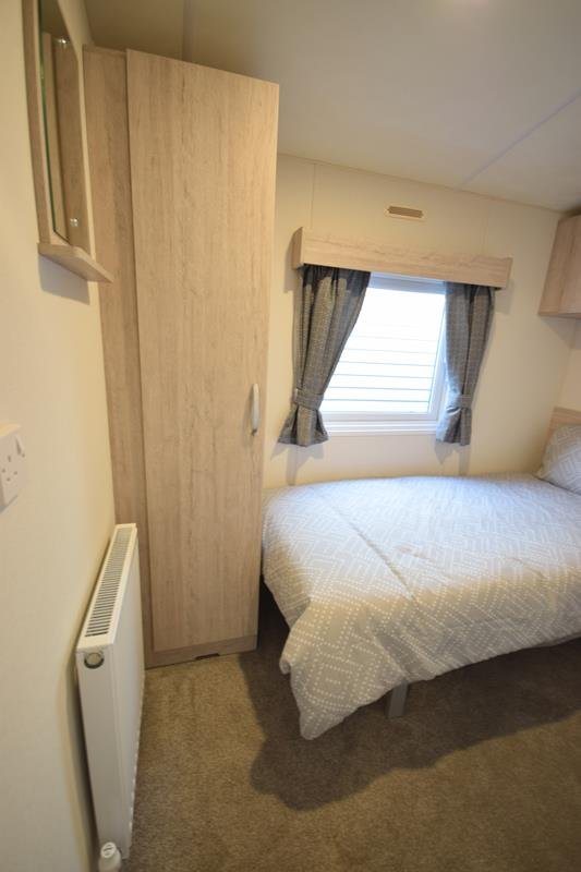 PRE-ORDER | 2027 | Sunrise Lodge Deluxe 38×13 | 2 beds - Image 17
