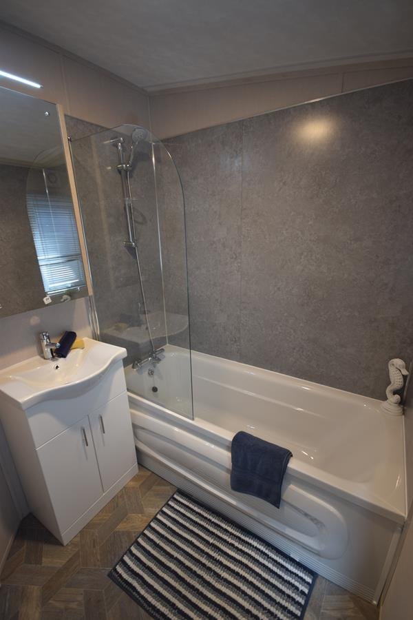 AVAILABLE | 2026 | NEW Sunrise Lodge ‘Superior’ | 40×13 with 2 beds - Image 18