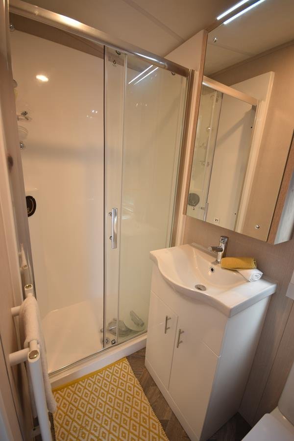 AVAILABLE | 2026 | NEW Sunrise Lodge ‘Superior’ | 40×13 with 2 beds - Image 25