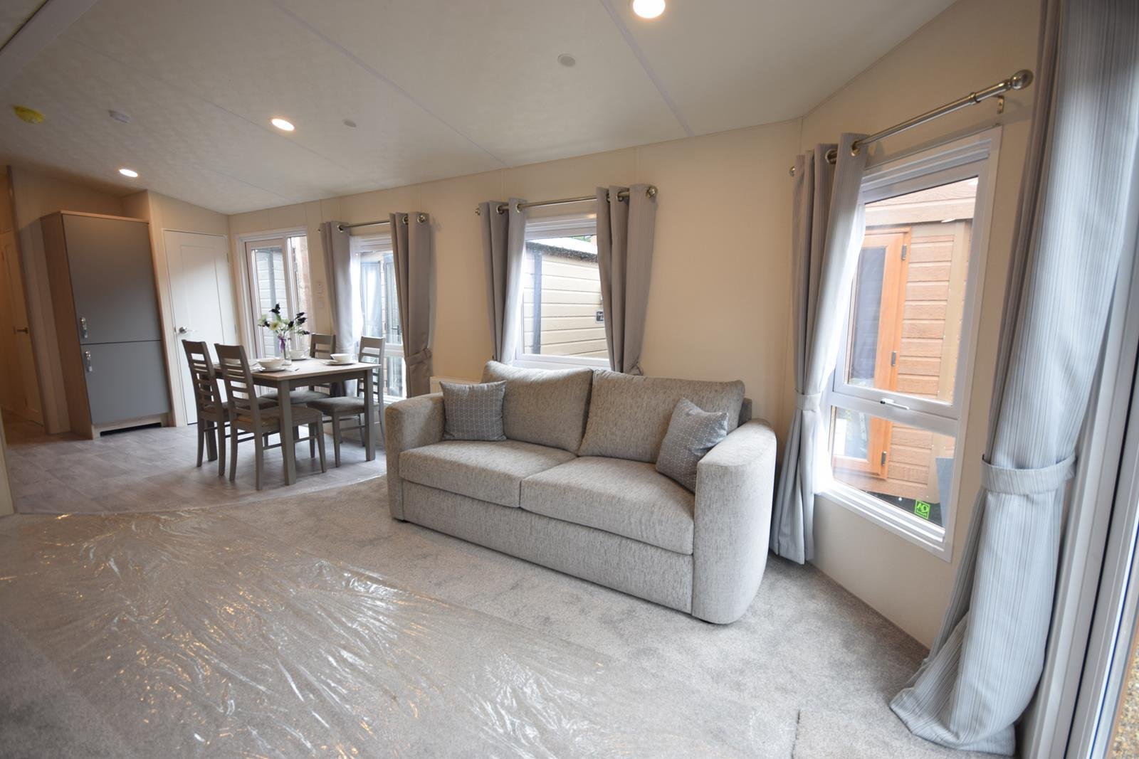 PRE-ORDER | 2027 Sunrise Lodge Deluxe Super’ | 41×13 | 3 beds - Image 5