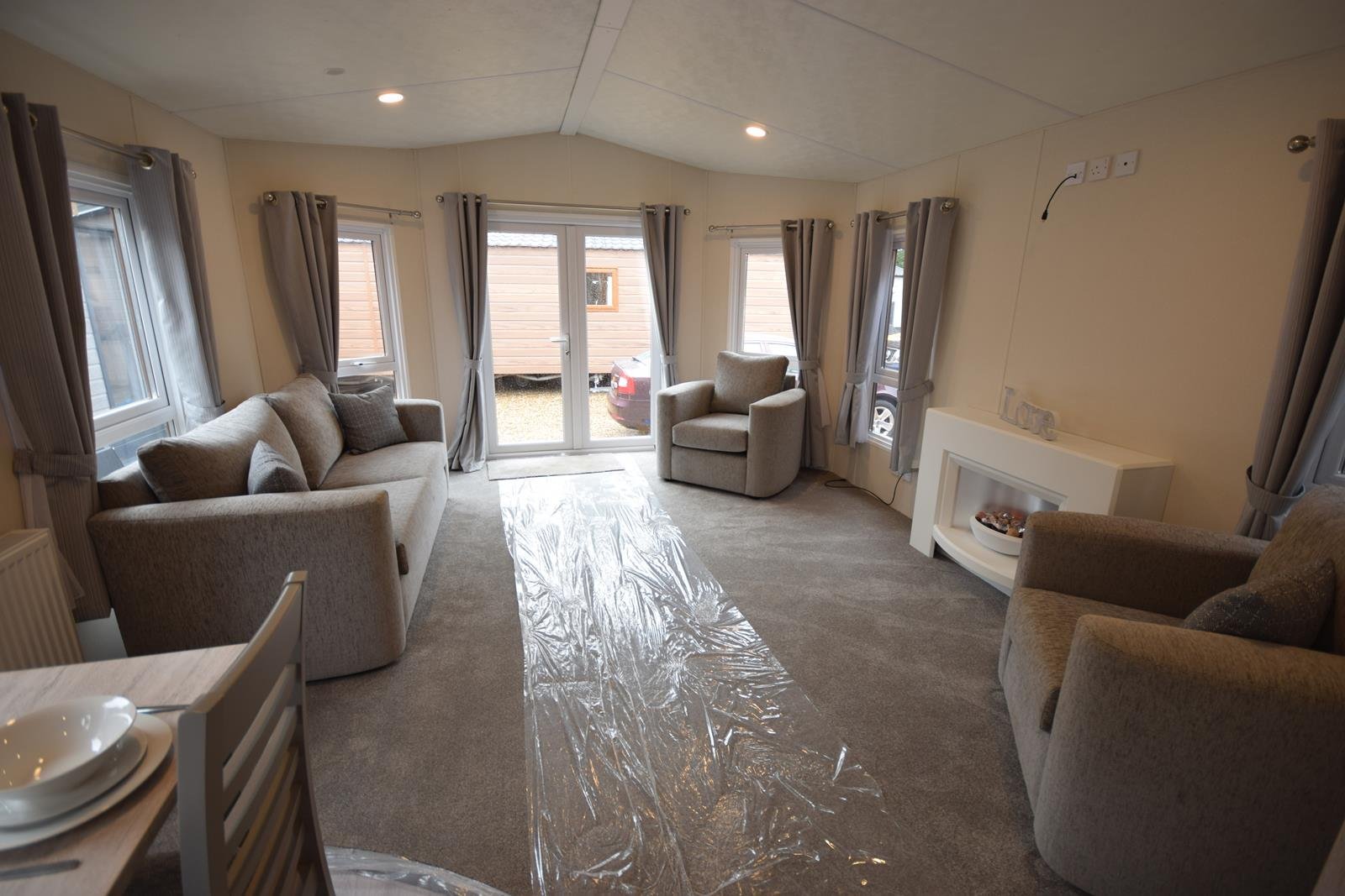 PRE-ORDER | 2027 Sunrise Lodge Deluxe Super’ | 41×13 | 3 beds - Image 7