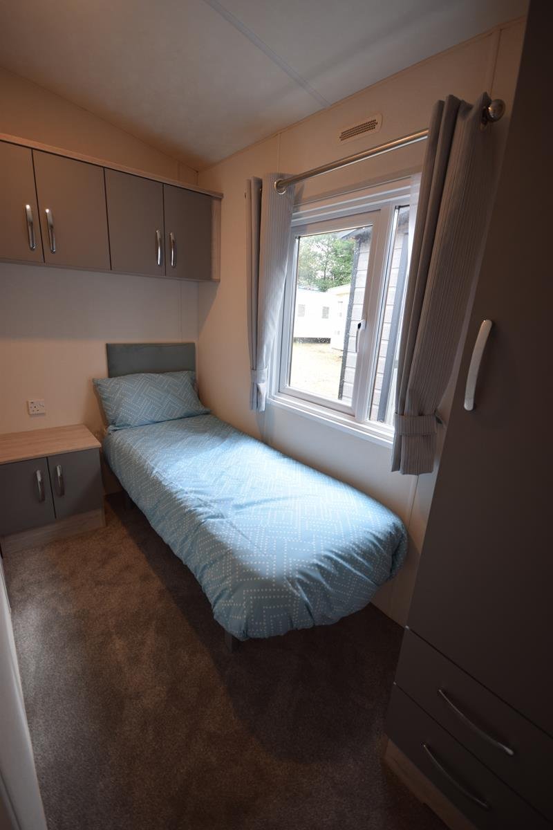 PRE-ORDER | 2027 Sunrise Lodge Deluxe Super’ | 41×13 | 3 beds - Image 17