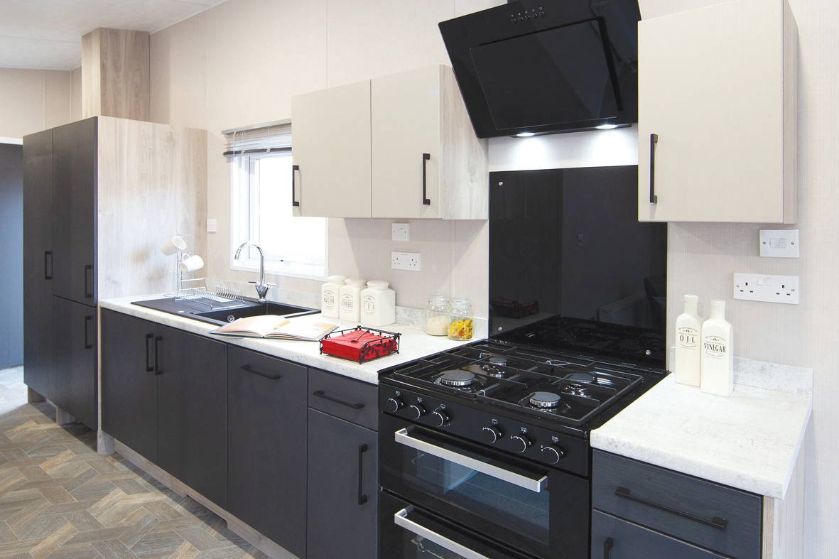PRE-ORDER | 2027 Sunrise Athena Lodge | 2 or 3 bed Layouts - Image 8